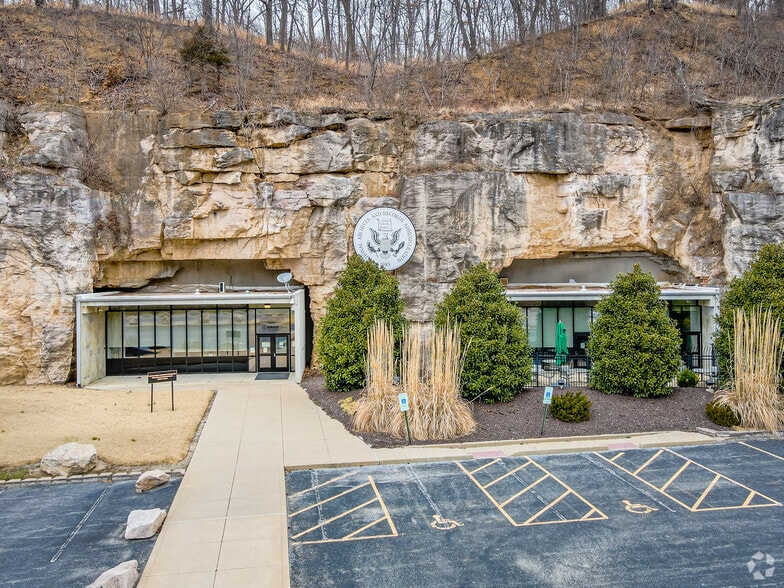 More Photos Of 1429 Boulder Blvd, Valmeyer Refrigeration Cold Storage For Lease