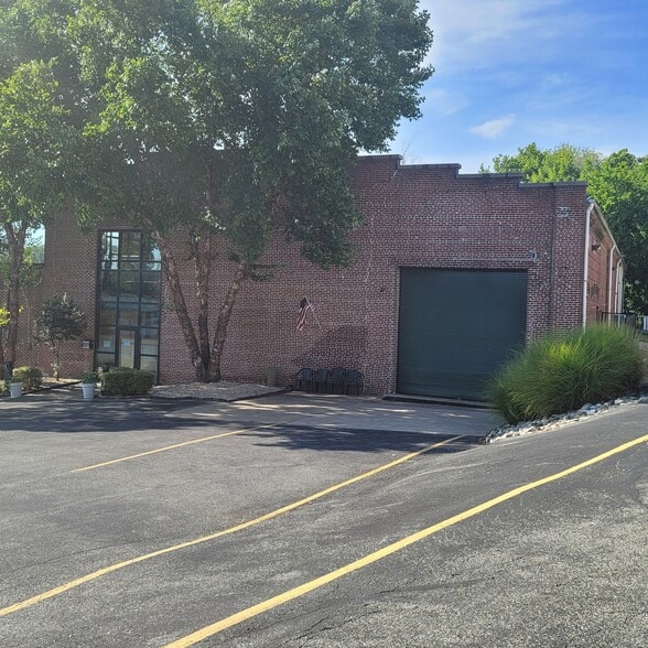 More Photos Of 1601 N Jessup St, Wilmington Manufacturing For Sale