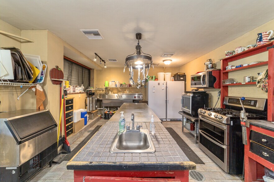 More Photos Of 6491 SE 123rd Ter, Morriston Specialty For Sale
