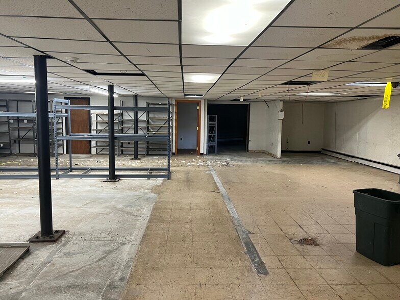 More Photos Of 418 Bridge St, Lowell Office For Lease