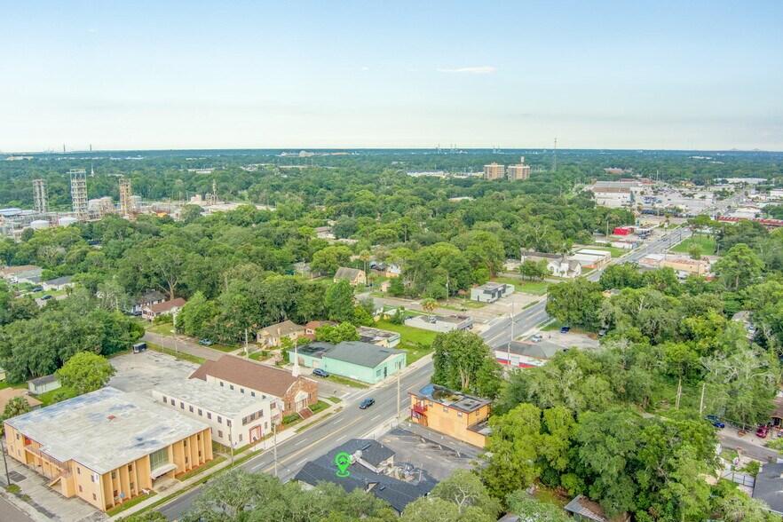 More Photos Of 6512-6514 Norwood Ave, Jacksonville Restaurant For Sale