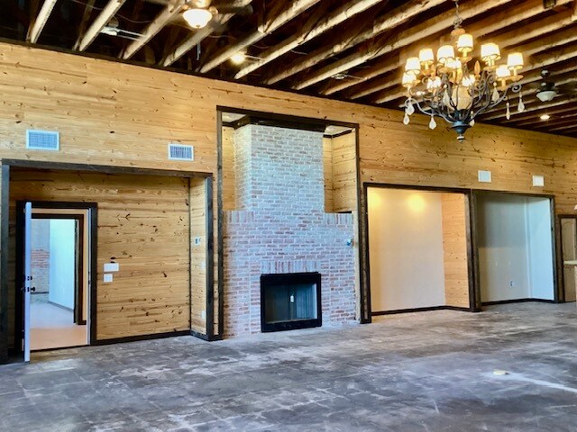 More Photos Of 189 Broadway St, Alba Storefront Retail Office For Sale