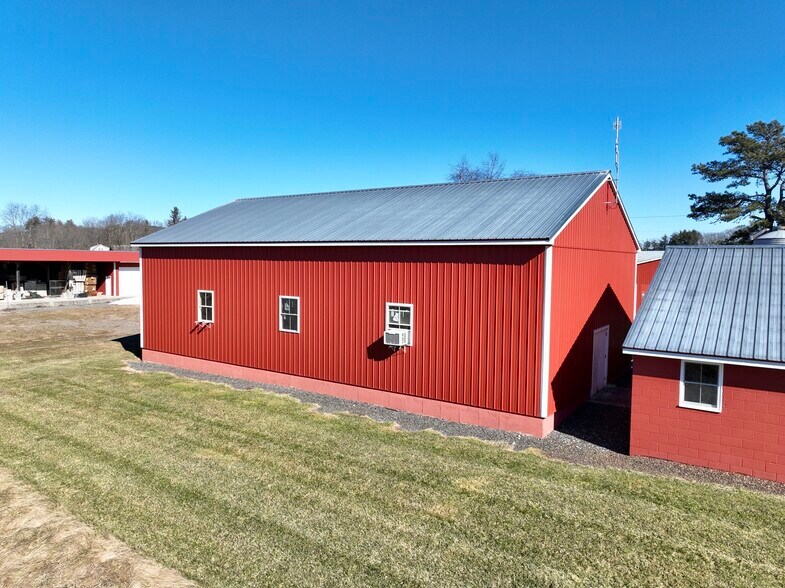 More Photos Of 47 Cross St, Bernardston Industrial For Sale