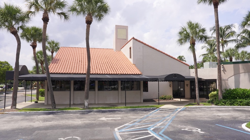 More Photos Of 1901 Palm Beach Lakes Blvd, West Palm Beach Hotel For Lease