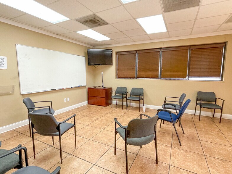More Photos Of 7434 Picardy Ave, Baton Rouge Office For Lease