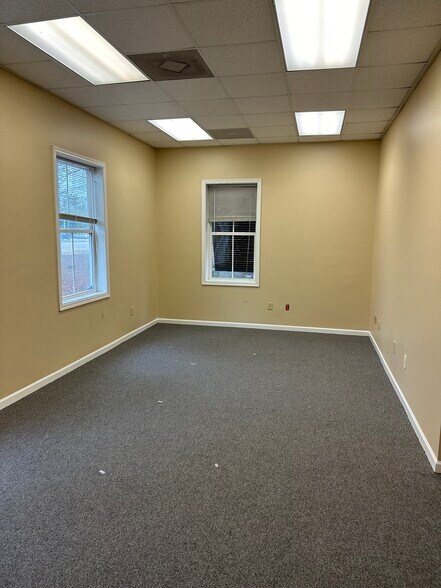 More Photos Of 5401 Netherby Rd, North Charleston Medical For Sale