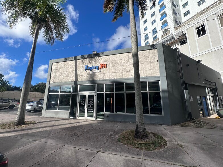 More Photos Of 22 Merrick Way, Coral Gables Storefront For Lease