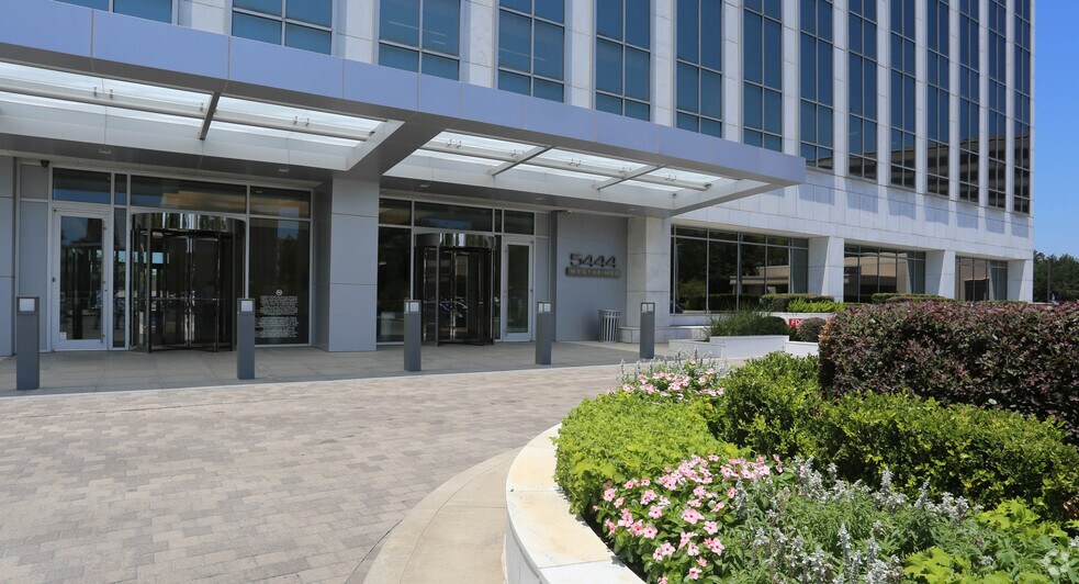 More Photos Of 5444 Westheimer Rd, Houston Office For Lease