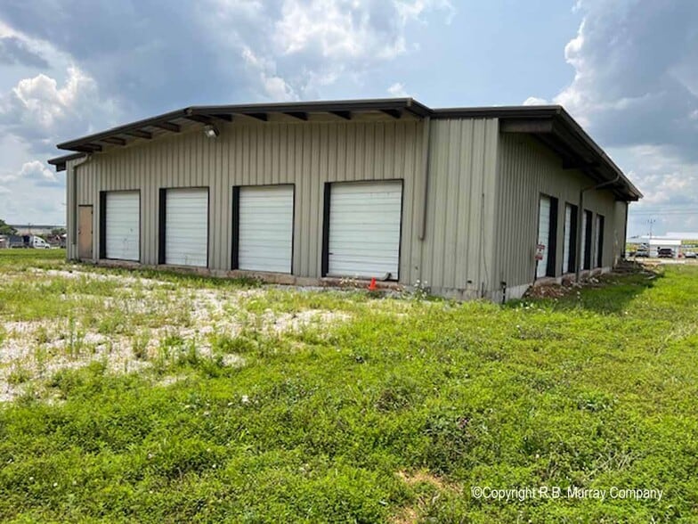 More Photos Of 1836 N Barnes Ave, Springfield Truck Terminal For Sale