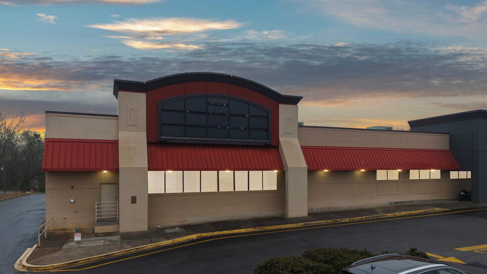 More Photos Of 201-273 W Butler Rd, Mauldin General Retail For Lease
