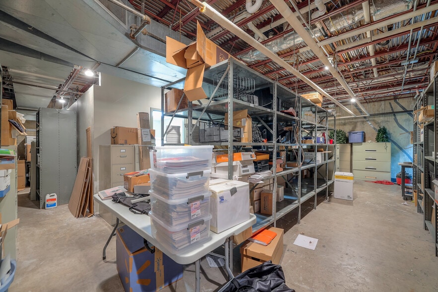 More Photos Of 8880 Ballentine St, Overland Park Office For Sale