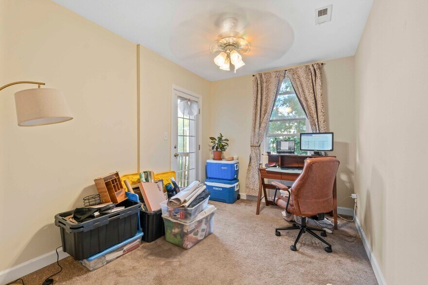 More Photos Of 5011 Roland Ave, Baltimore Apartments For Sale