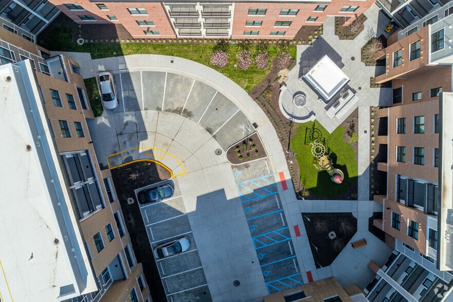 More Photos Of 451 Church St, Norfolk Apartments For Lease