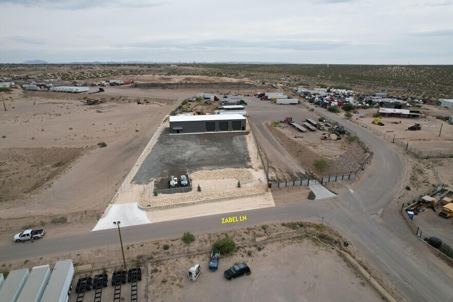 More Photos Of 980 Zabel ln, El Paso Warehouse For Sale