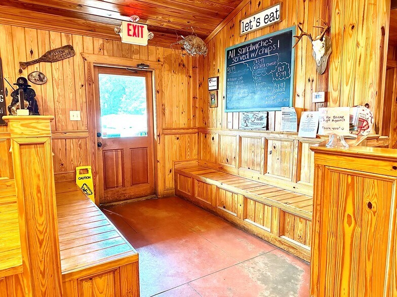 More Photos Of 8419 Valdosta Hwy, Morven Restaurant For Sale