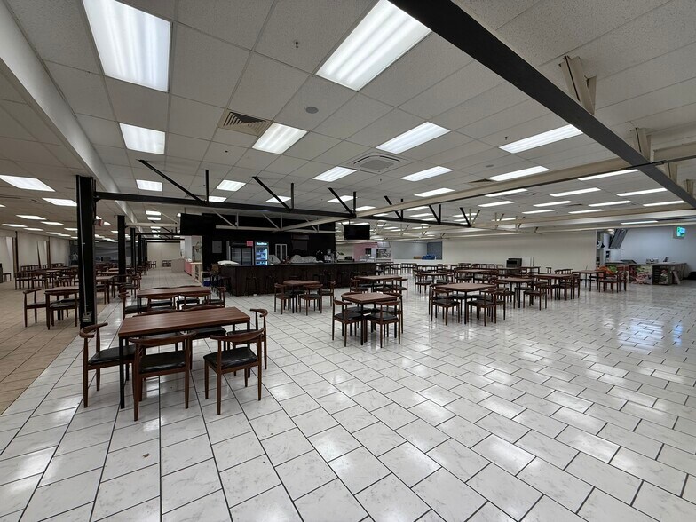 More Photos Of 711 Keeaumoku St, Honolulu Freestanding For Lease