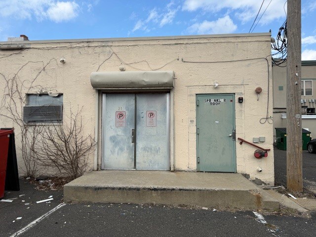 More Photos Of 31-49 Easton Rd, Willow Grove Storefront Retail Office For Lease