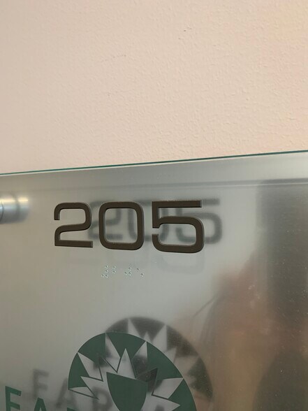 More Photos Of 400-410 Estudillo Ave, San Leandro Medical For Lease