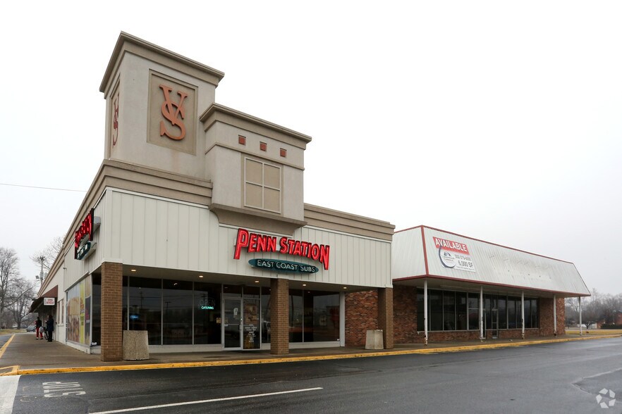 More Photos Of 10968 Dixie Hwy, Louisville Unknown For Lease