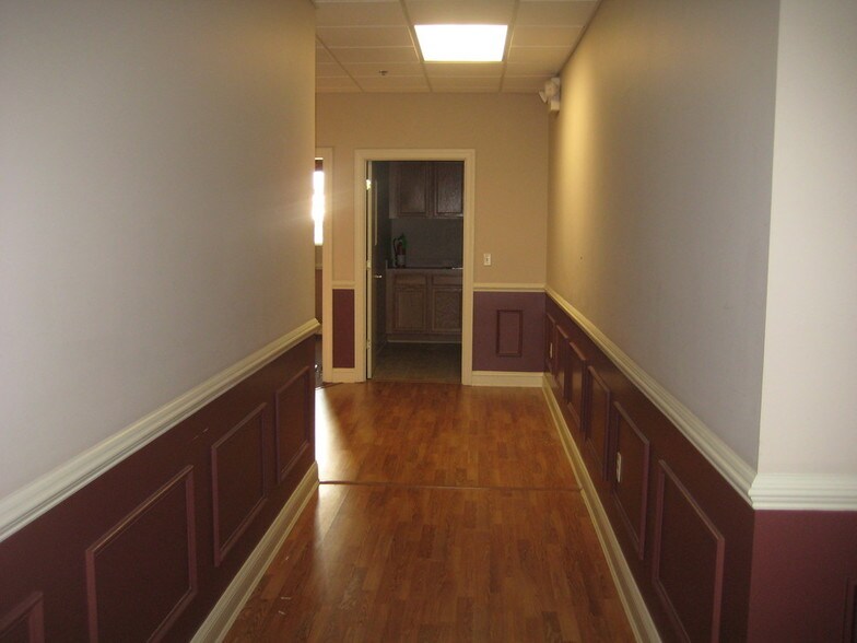 More Photos Of 801 N Salisbury Blvd, Salisbury Unknown For Lease