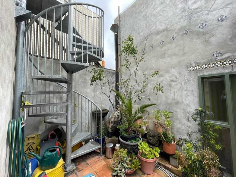 More Photos Of 327-329 Noe St, San Francisco Storefront Retail Residential For Sale