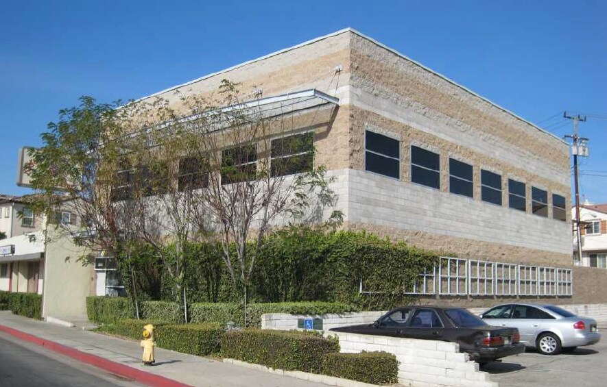 More Photos Of 11025 Valley Blvd, El Monte Office For Lease