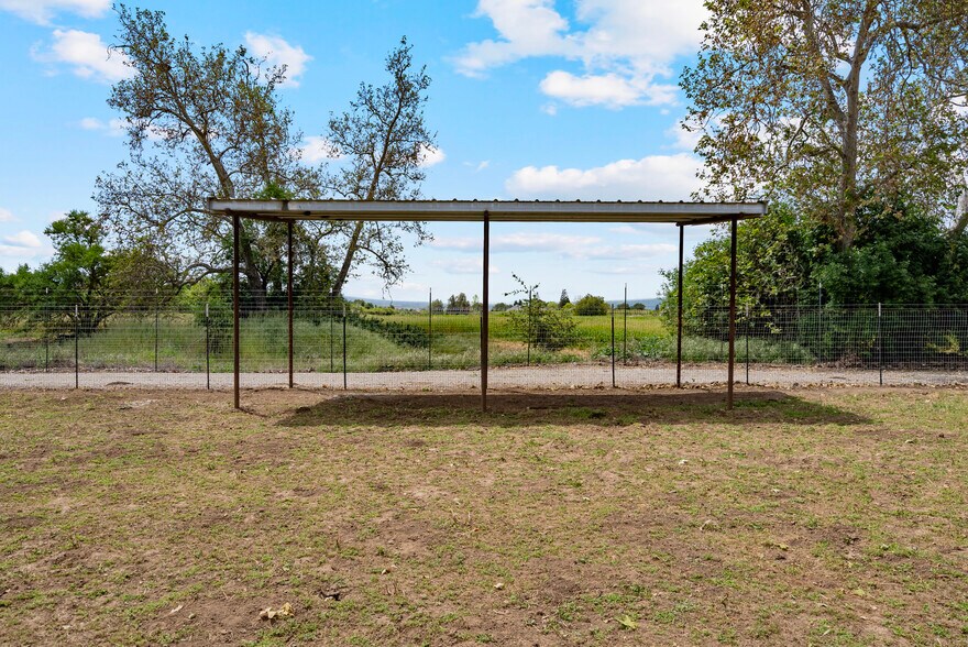More Photos Of 804 Comstock Rd, Hollister Land For Sale