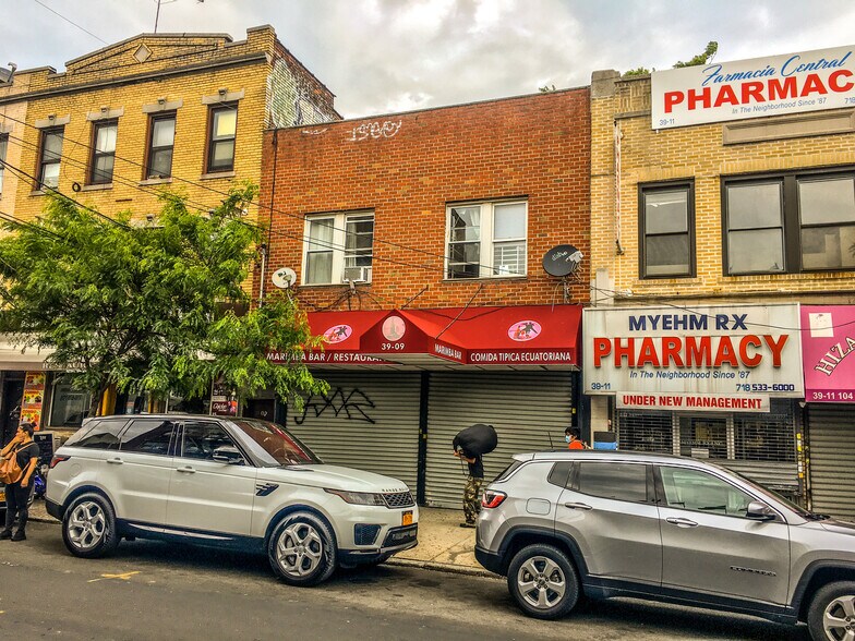 More Photos Of 39-09 104th St, Corona Storefront Retail Residential For Lease