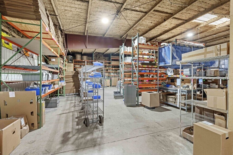 More Photos Of 311 E Corning Rd, Beecher Warehouse For Sale