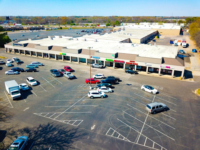 More Photos Of 6150 Macon Rd, Memphis General Retail For Sale