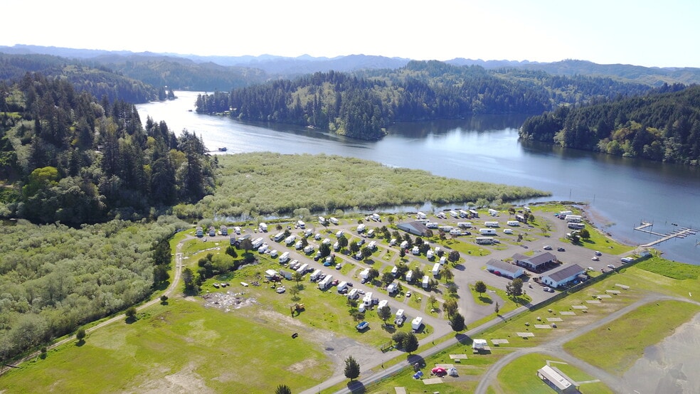 Primary Photo Of 1505 N Lake Rd, Lakeside Trailer Camper Park For Sale