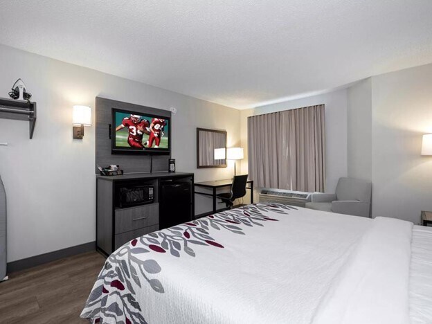 More Photos Of 41 Old Route 146, Clifton Park Hotel For Sale