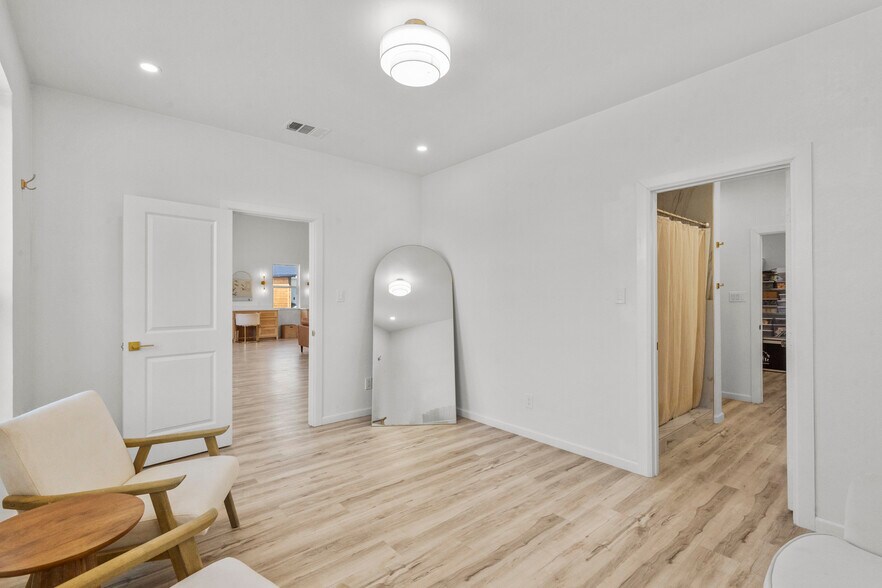 More Photos Of 9016 Private Road 2329, Terrell Lodge Meeting Hall For Sale