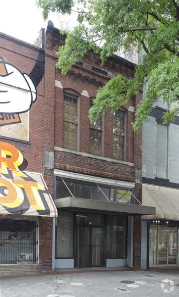 More Photos Of 96 SW Broad St, Atlanta Coworking Space