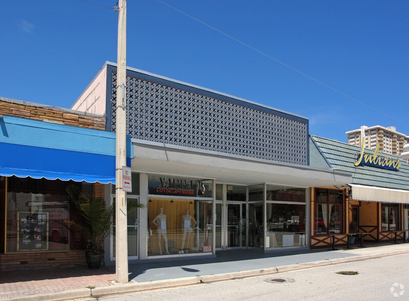 Primary Photo Of 3345-3347 NE 32nd St, Fort Lauderdale Storefront Retail Residential For Sale