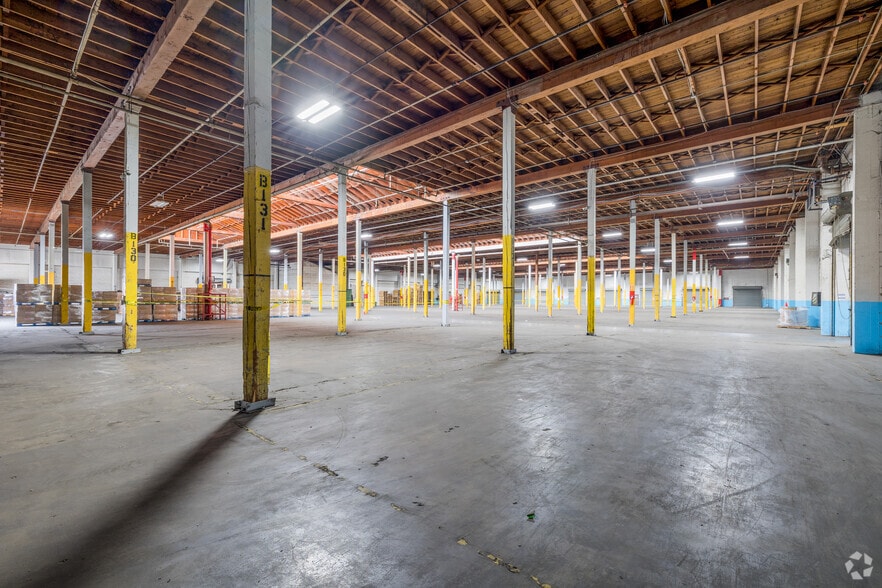 More Photos Of 5525 S Soto St, Vernon Warehouse For Lease