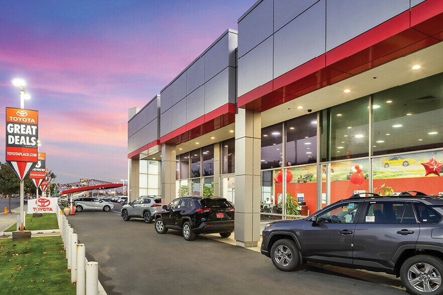 More Photos Of 9444 Trask Ave, Garden Grove Auto Dealership For Sale