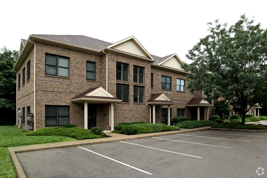 More Photos Of 2304 Hurstbourne Village Dr, Louisville Office Residential For Sale