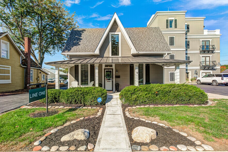 More Photos Of 725 E 65th St, Indianapolis Loft Creative Space For Sale