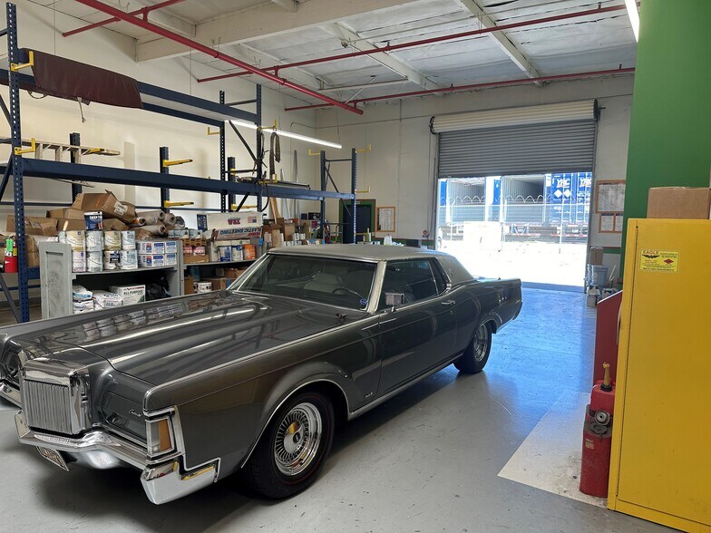 More Photos Of 638-644 N Eckhoff St, Orange Warehouse For Sale