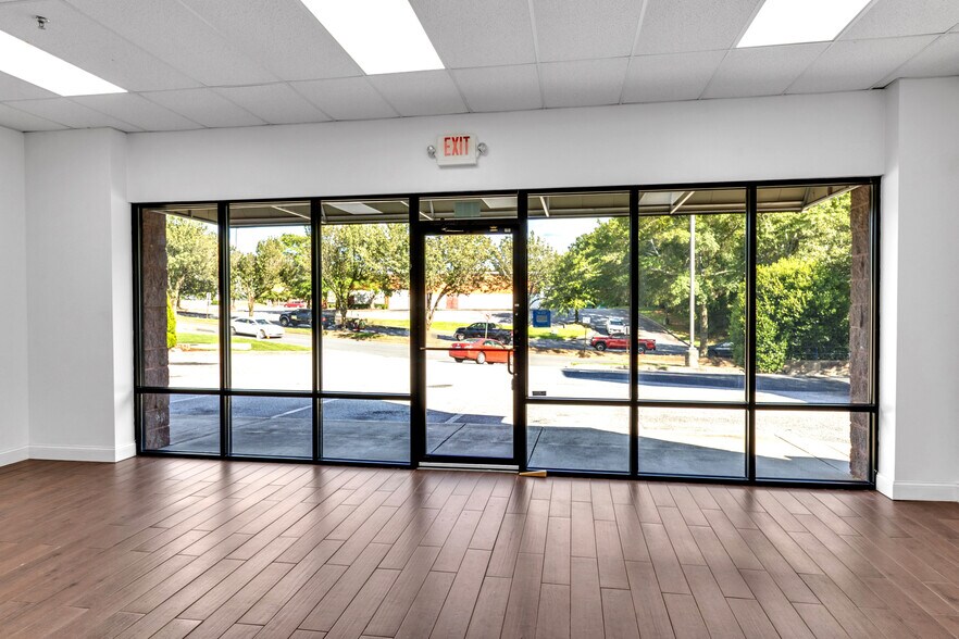 More Photos Of 2125 Beaver Ruin Rd, Norcross Unknown For Lease