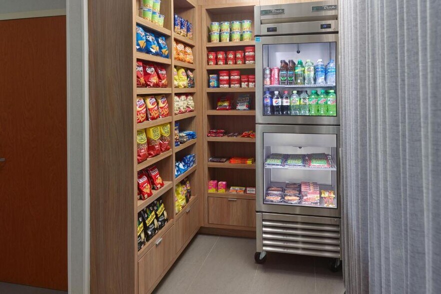 More Photos Of 30 Mill Rd, McDonough Hotel For Sale