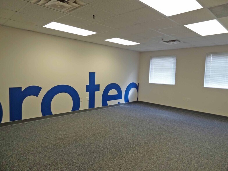 More Photos Of 1311-1319 Pineview Dr, Morgantown Medical For Lease