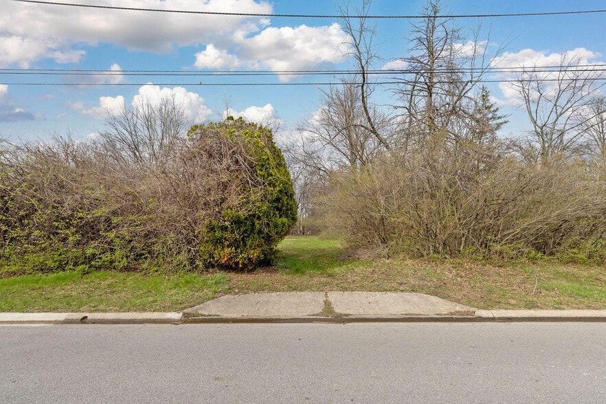 More Photos Of 132-136 Highland Ave, Worthington Land For Sale