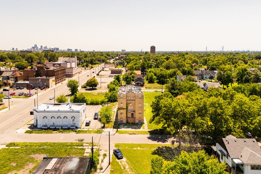 More Photos Of 2627 Blaine St, Detroit Religious Facility For Sale