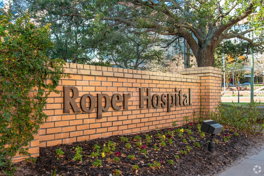 More Photos Of 125 Doughty St, Charleston Medical For Lease