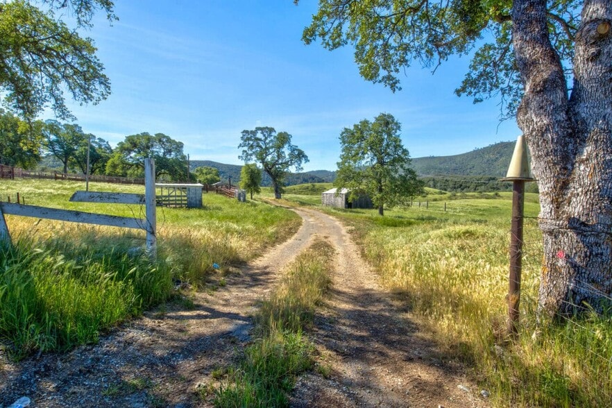 More Photos Of 4780-4784 Mary Harrison Mine Rd, Coulterville Land For Sale