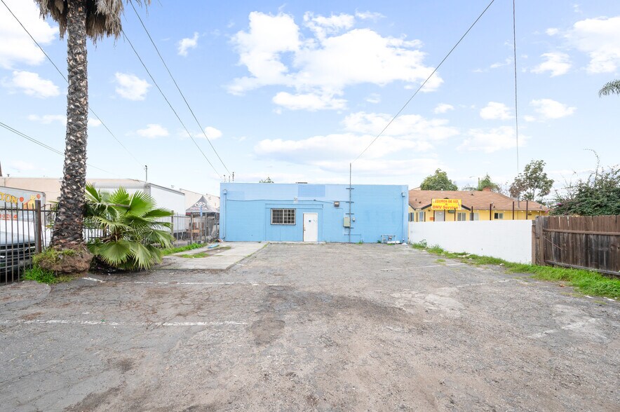 More Photos Of 3579 Gage Ave, Bell Medical For Sale