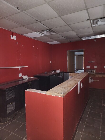 More Photos Of 3006 Harrison Ave, Cincinnati Storefront For Sale