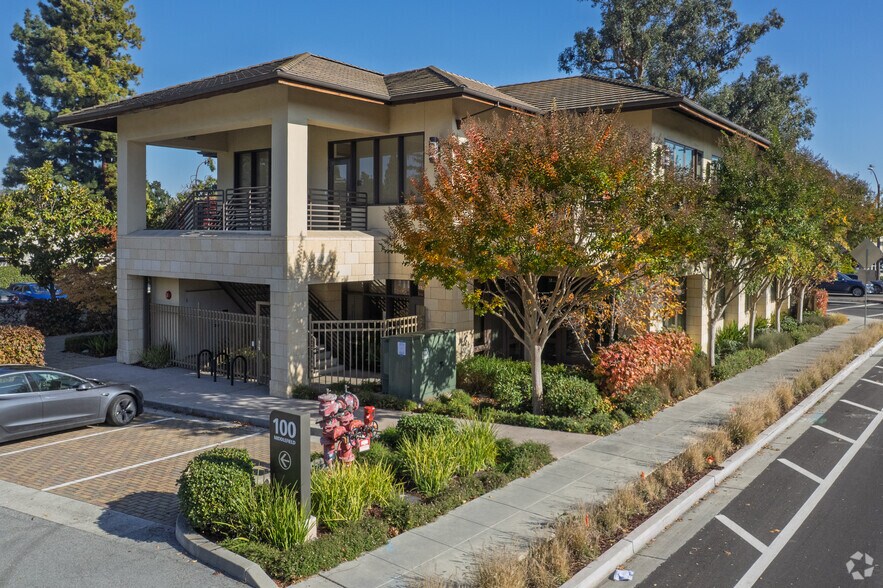 More Photos Of 100 Middlefield Rd, Menlo Park Office For Lease